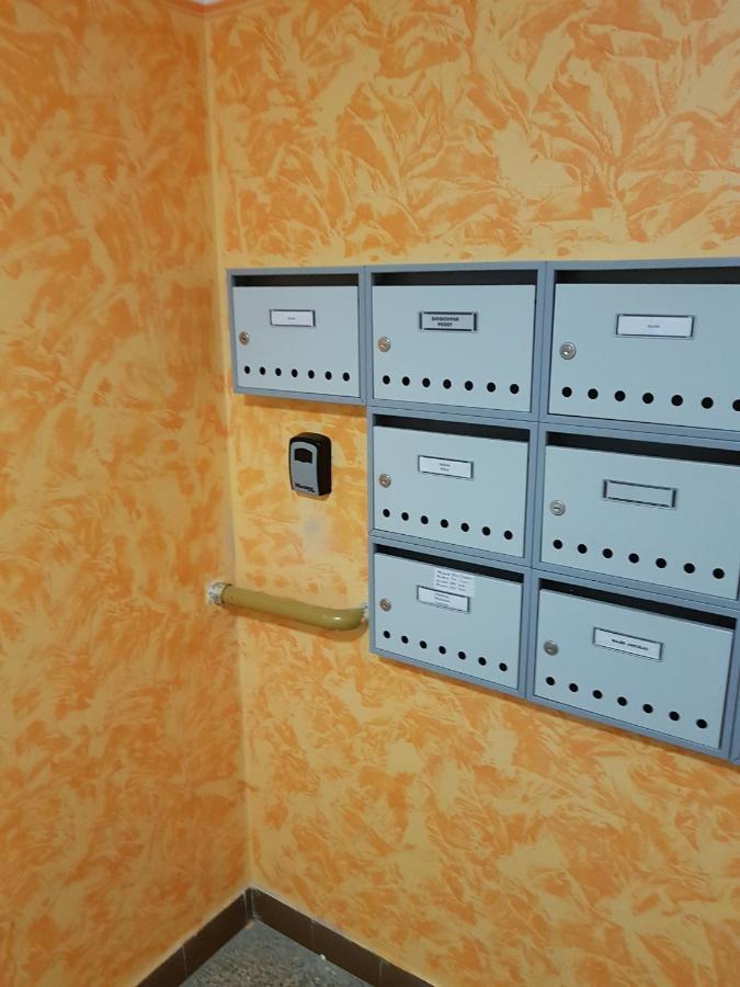 1+1 Znojmo Lejlighed Eksteriør billede